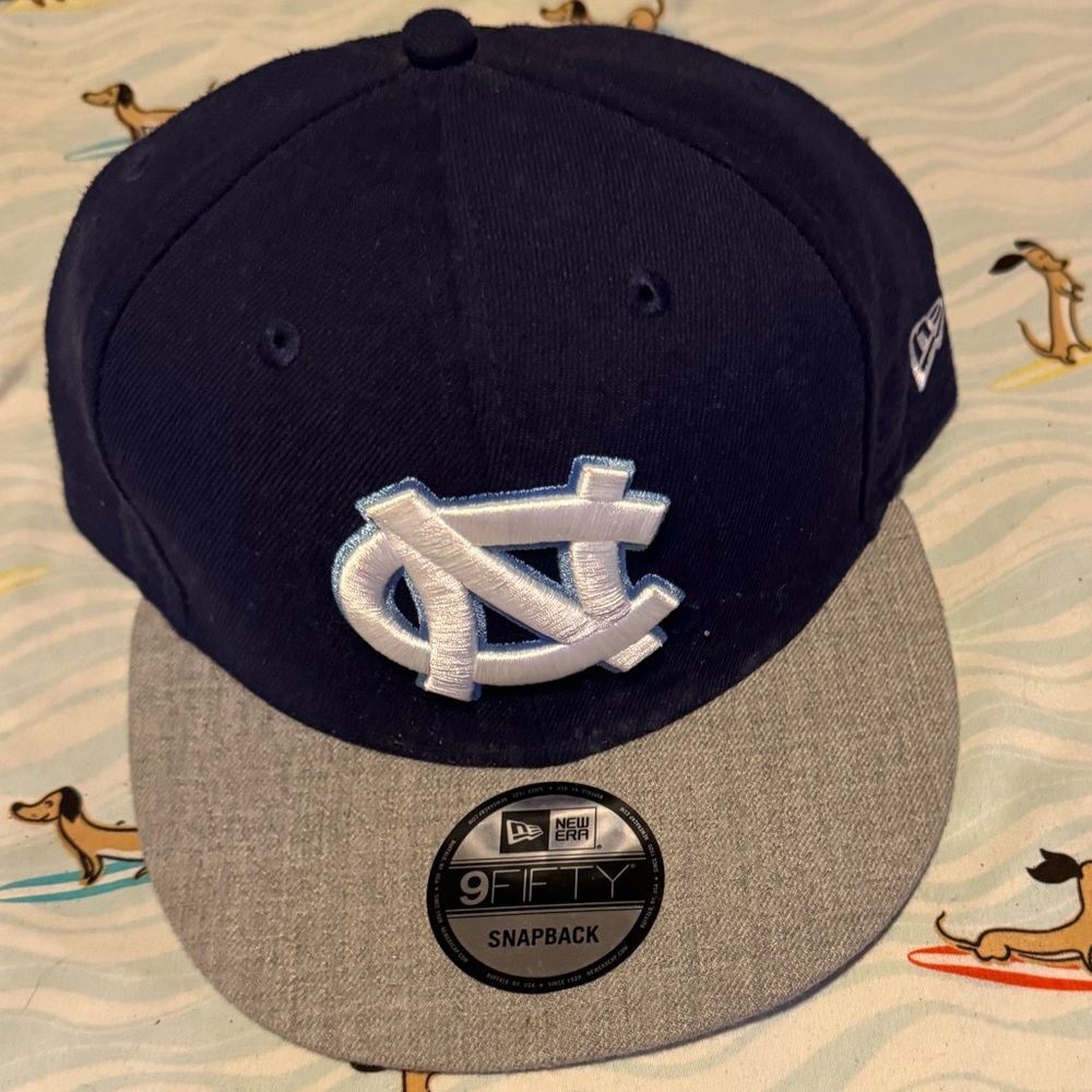 UNC Tar Heels New Era Navy and Gray Snapback Hat